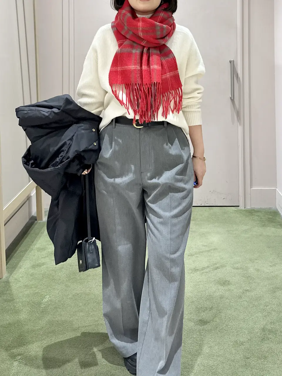 ANY フジコ コーディネート画像