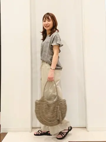 ANY 横田 コーディネート画像