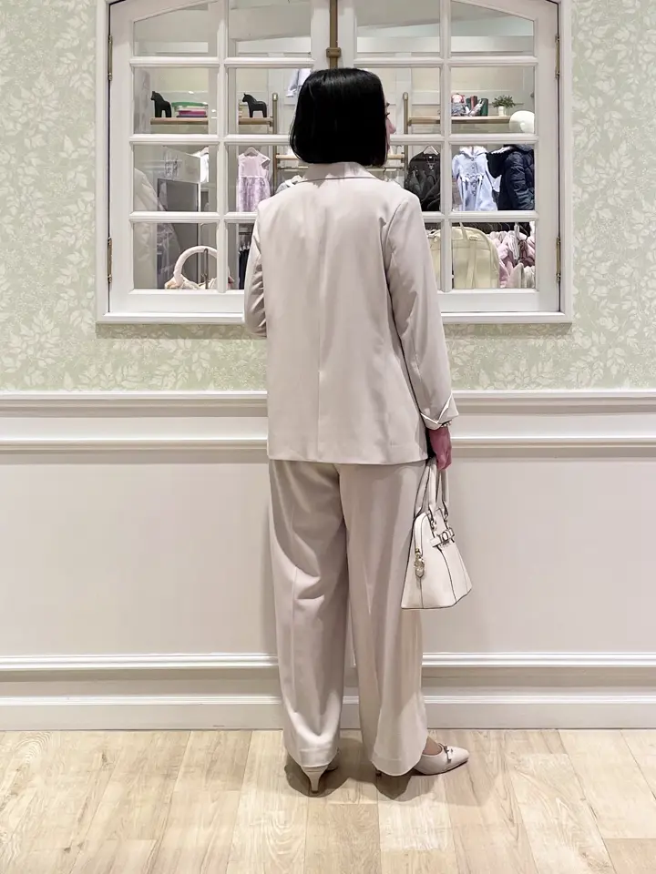 ANY SIS MIKA コーディネート画像