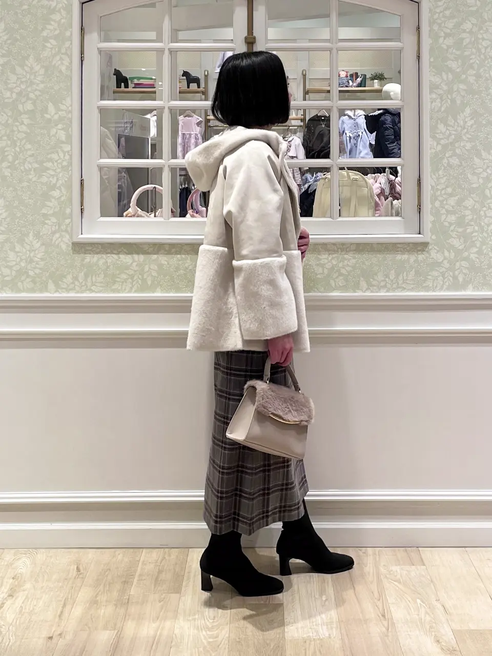 ANY SIS MIKA コーディネート画像