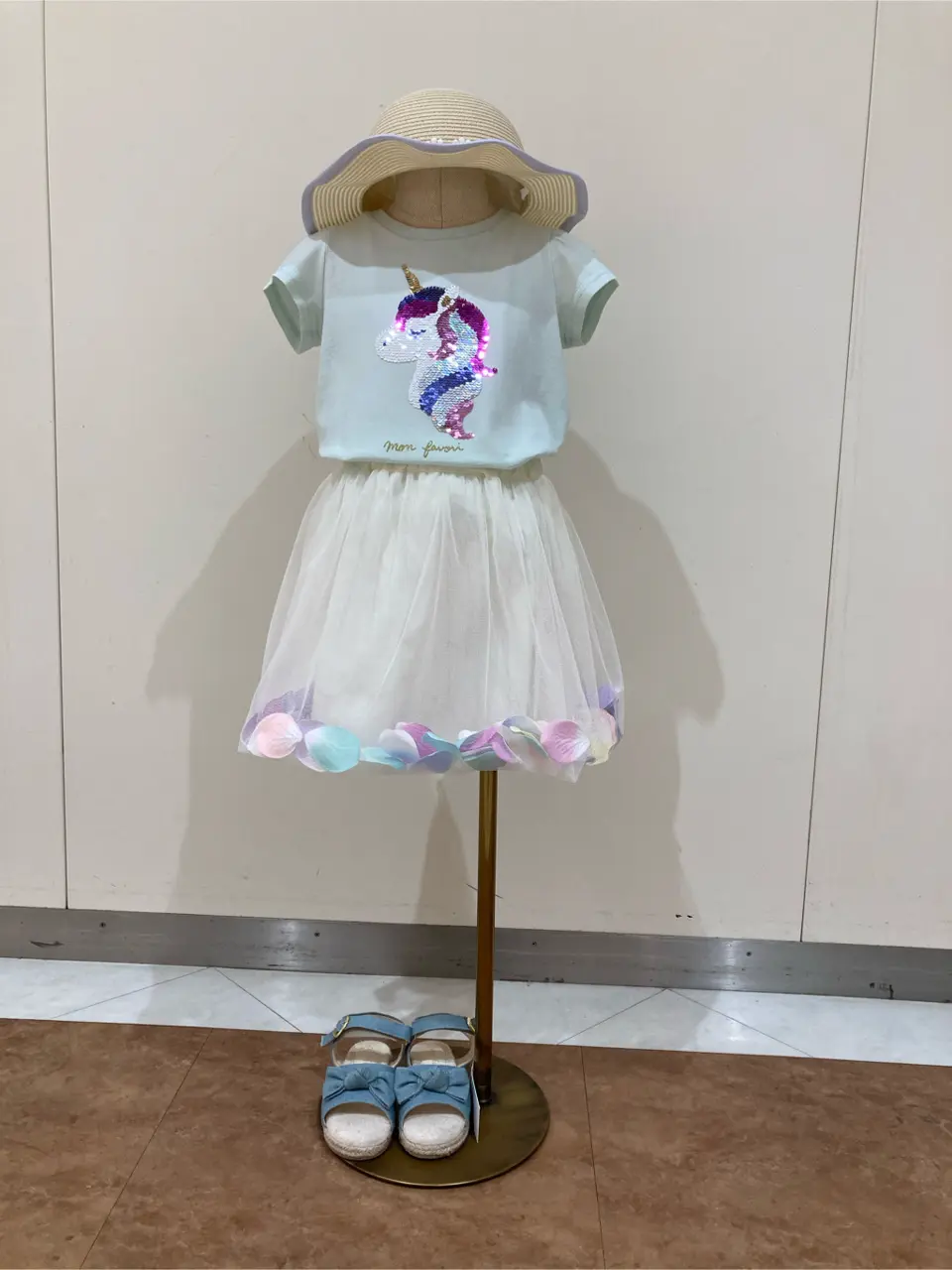 ANY 渡辺 コーディネート画像