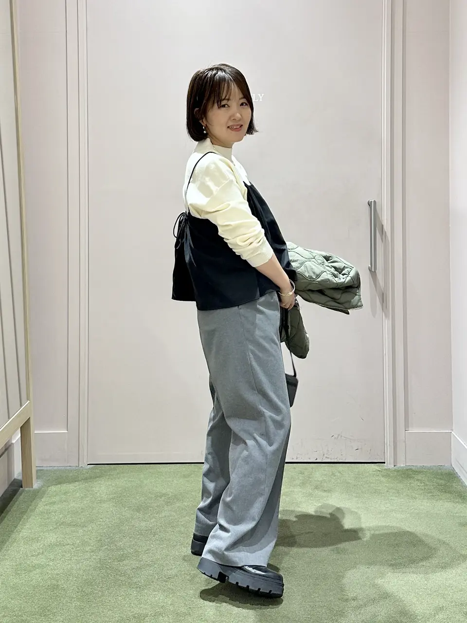 ANY フジコ コーディネート画像