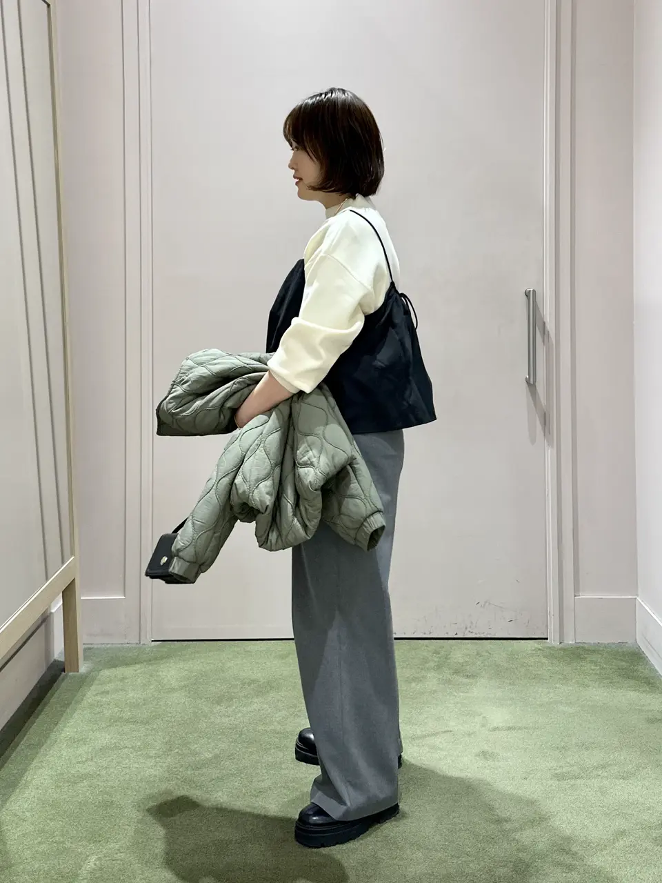 ANY フジコ コーディネート画像