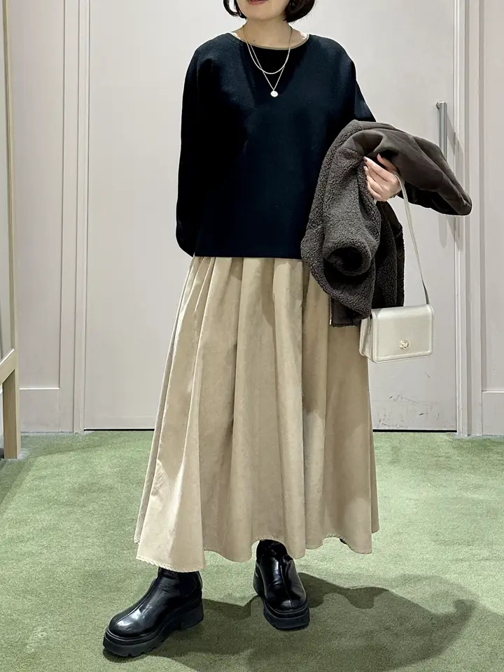 ANY フジコ コーディネート画像