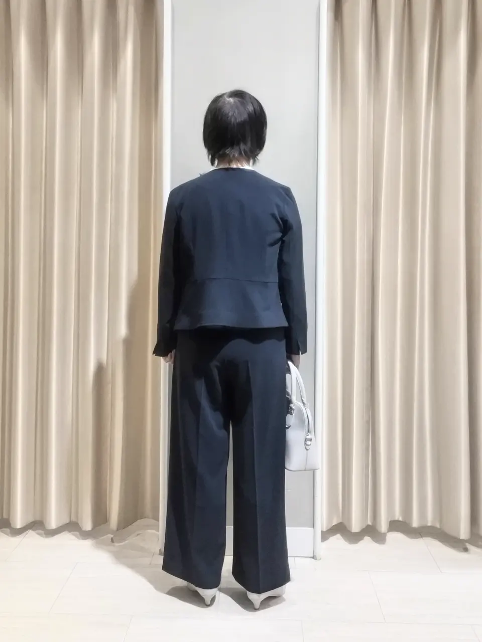 ANY SIS 岡本 コーディネート画像