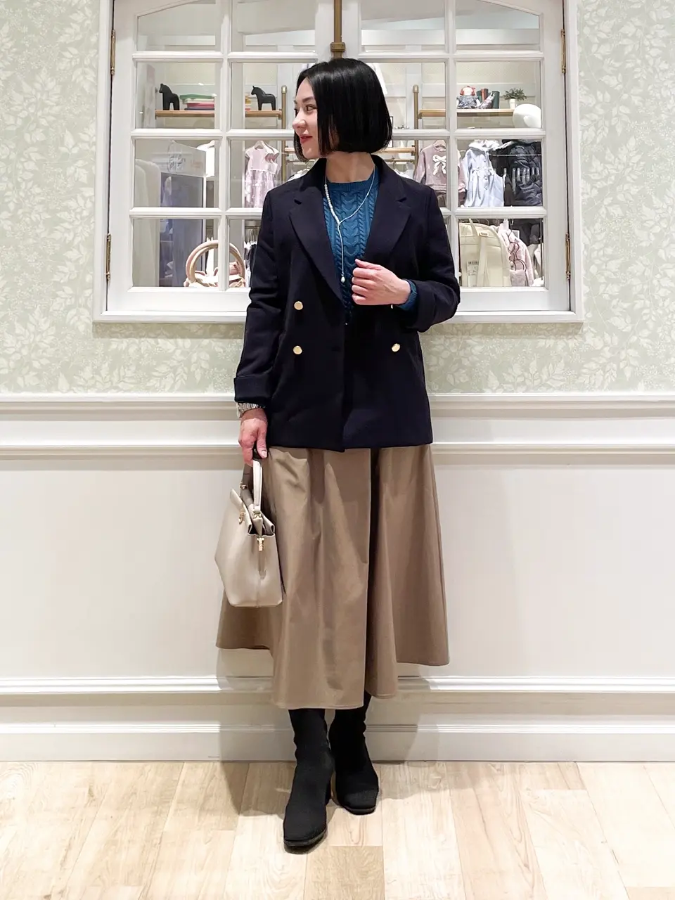  MIKA コーディネート画像