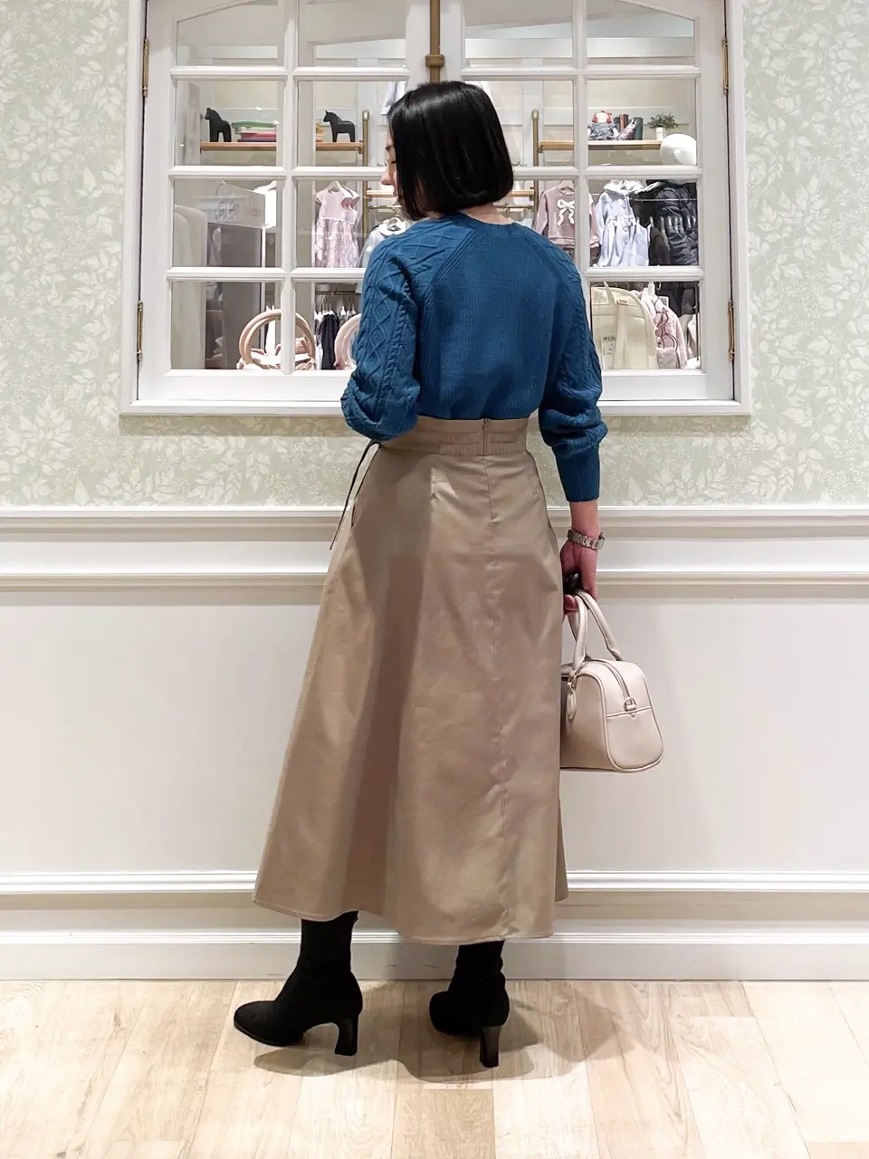 ANY SIS MIKA コーディネート画像