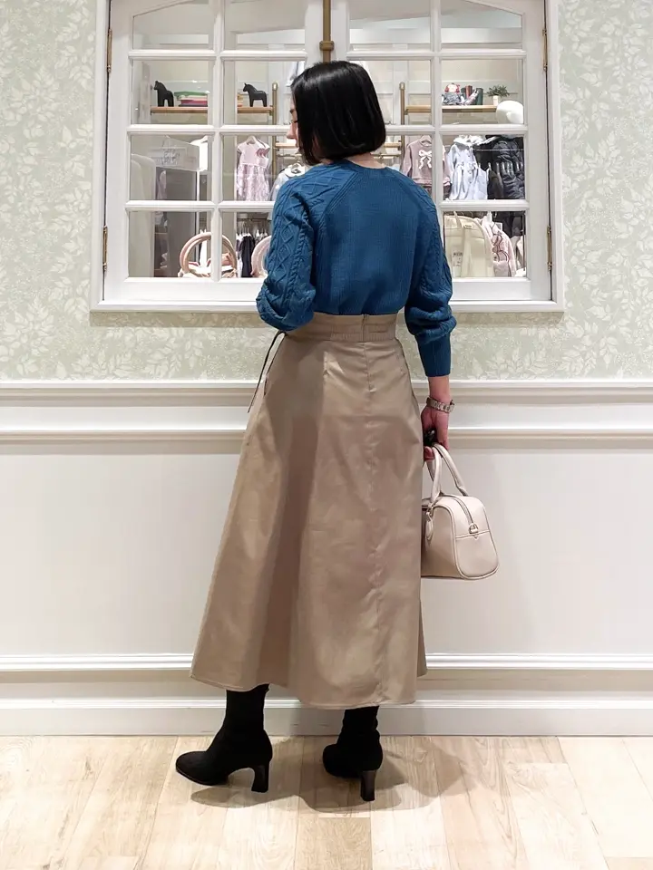 ANY SIS MIKA コーディネート画像