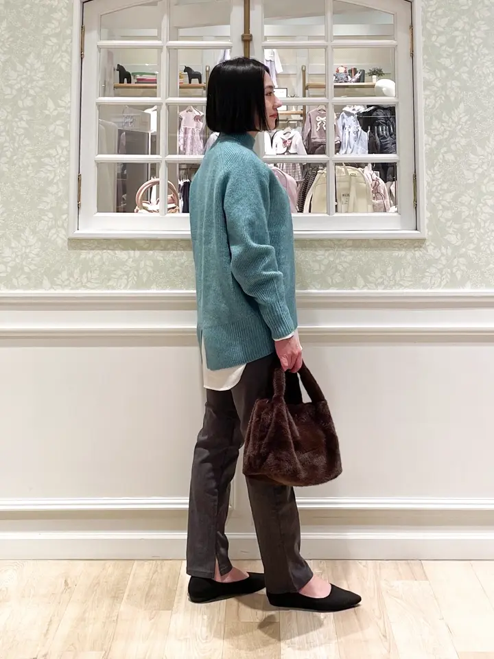 ANY MIKA コーディネート画像