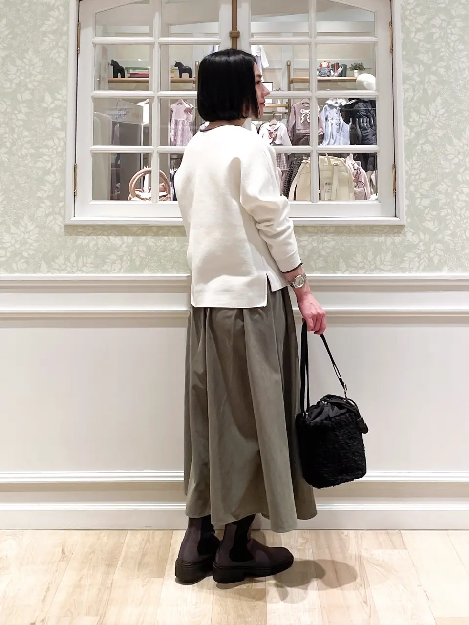 ANY MIKA コーディネート画像