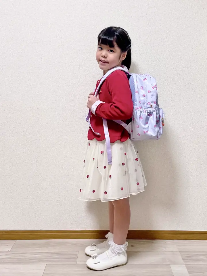 ANY MIKA コーディネート画像