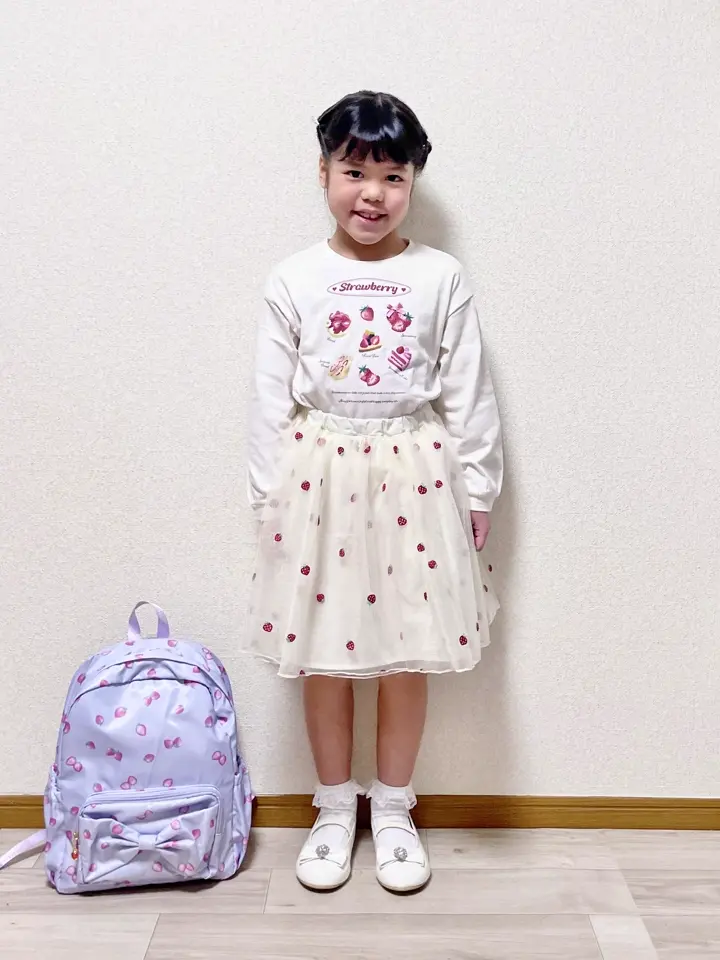 ANY MIKA コーディネート画像