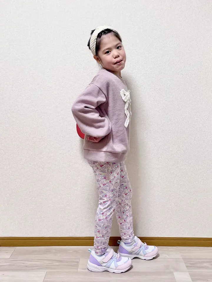 ANY MIKA コーディネート画像