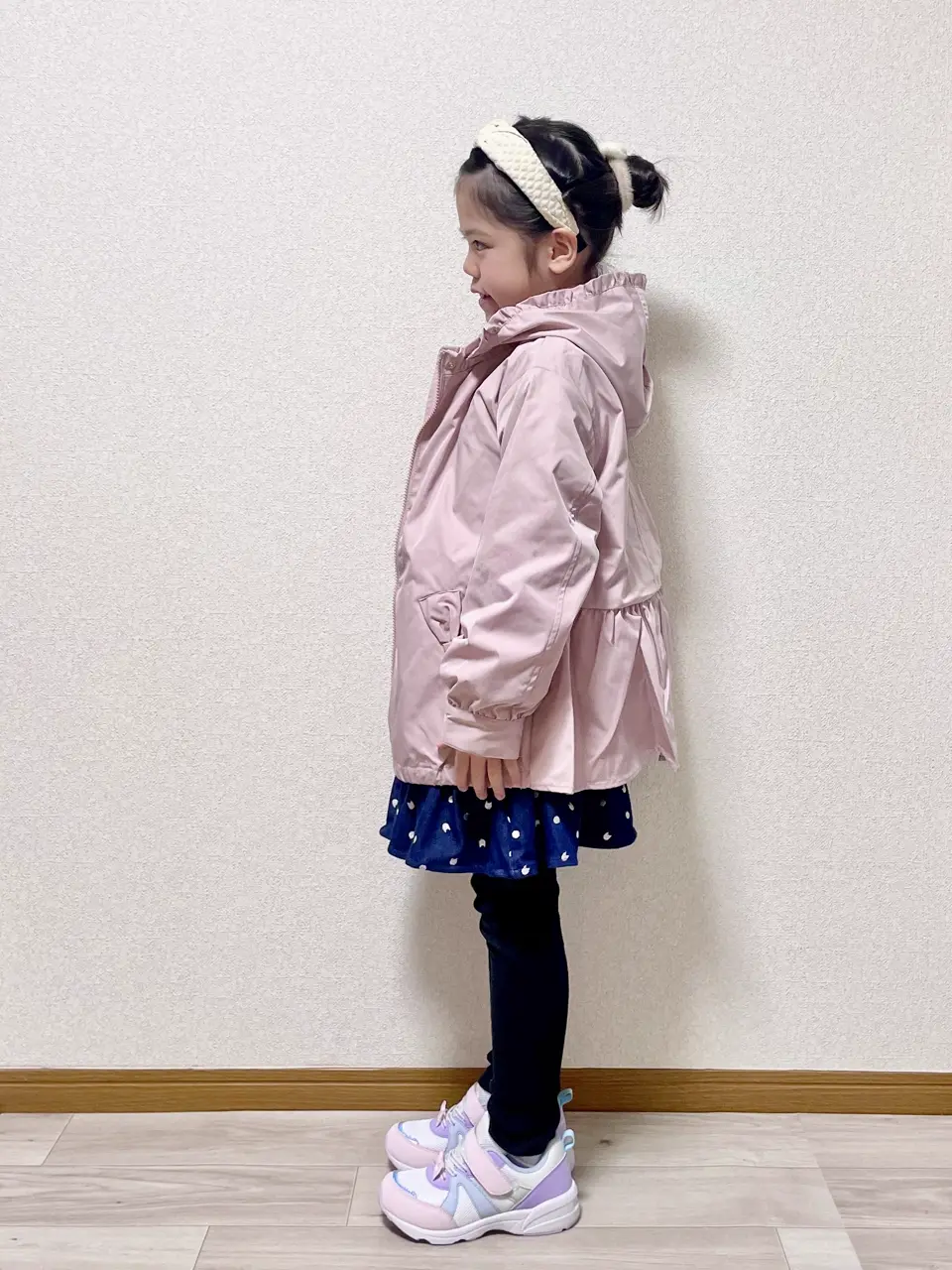 ANY MIKA コーディネート画像