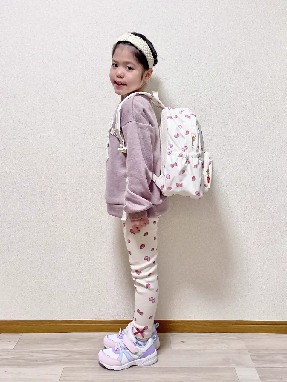 ANY MIKA コーディネート画像