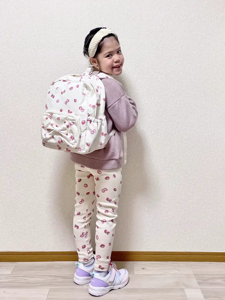 ANY MIKA コーディネート画像