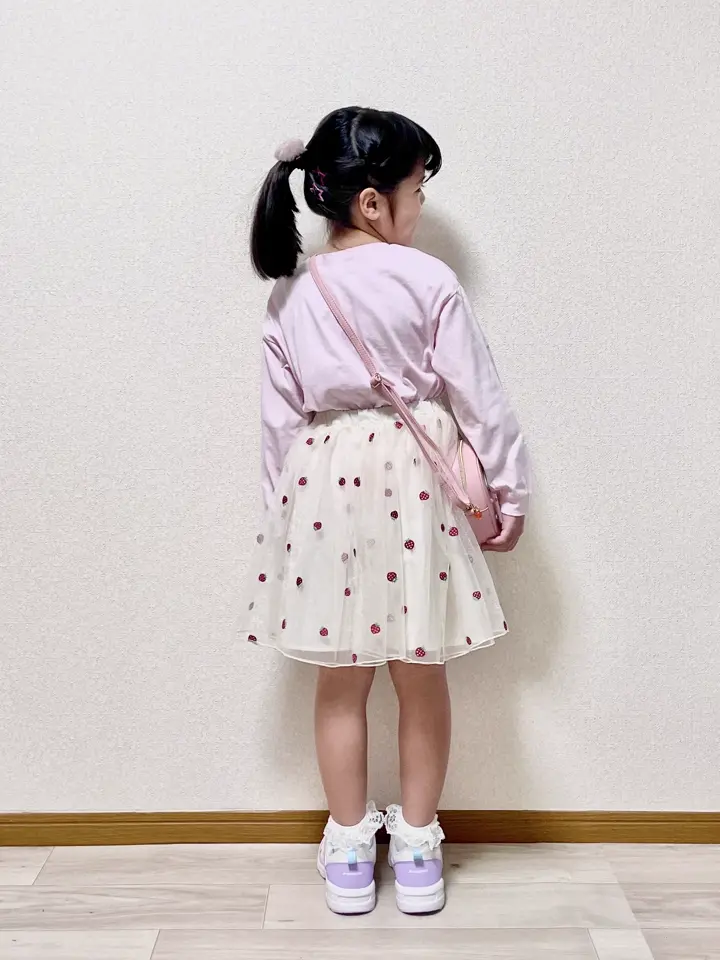 ANY MIKA コーディネート画像