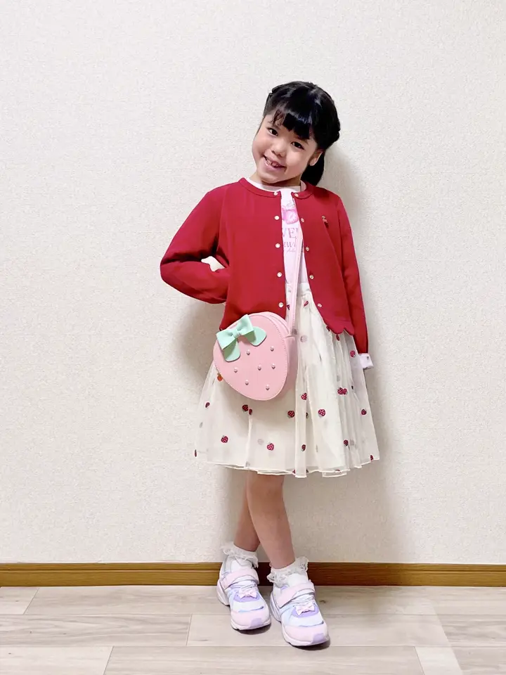 ANY MIKA コーディネート画像