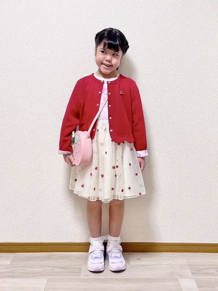 ANY MIKA コーディネート画像