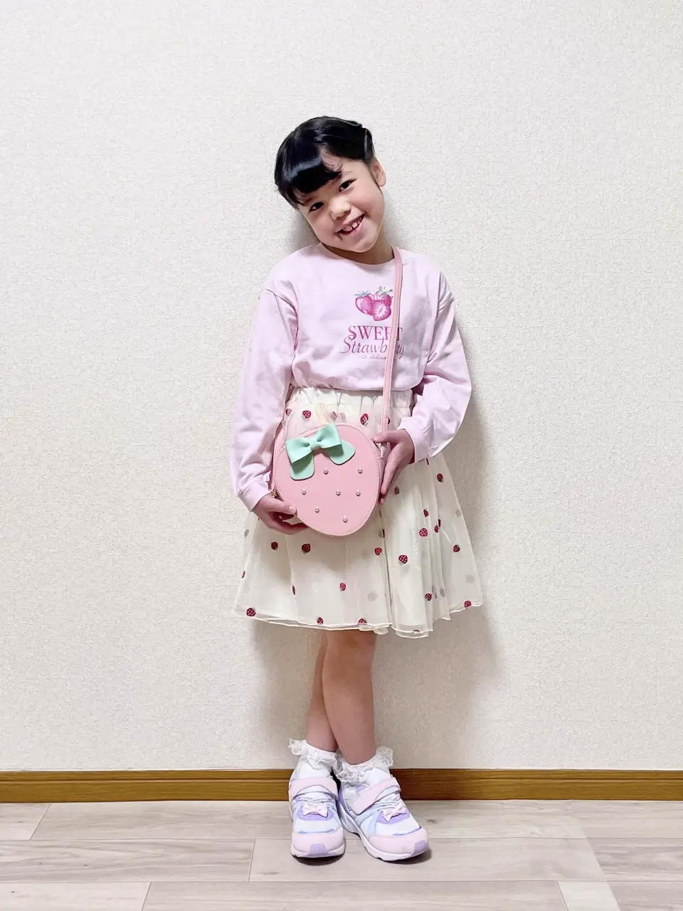 ANY MIKA コーディネート画像