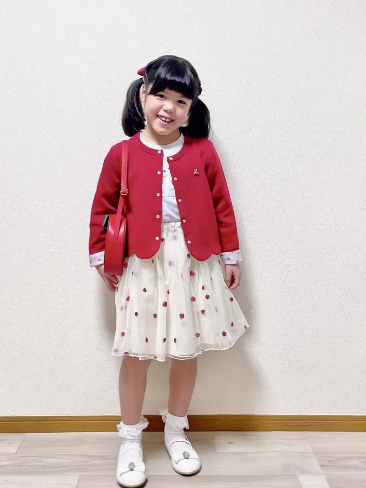 ANY MIKA コーディネート画像