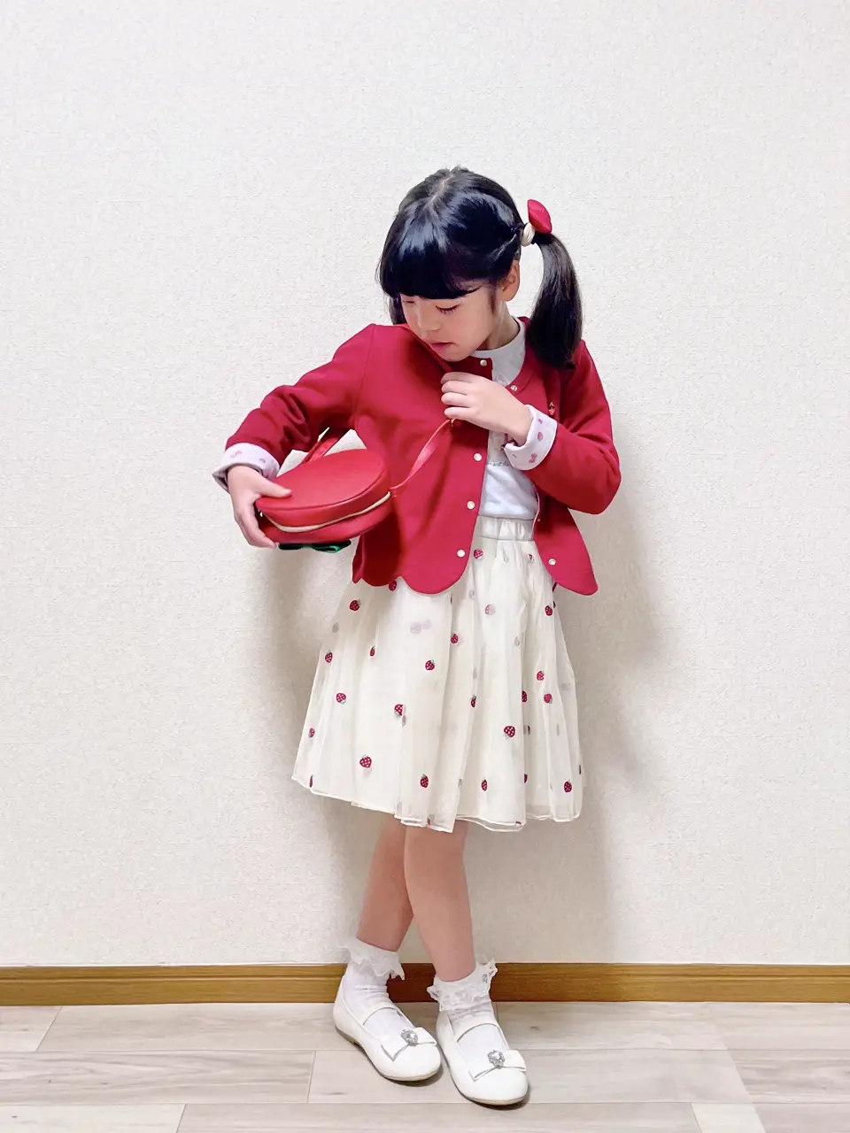 ANY MIKA コーディネート画像