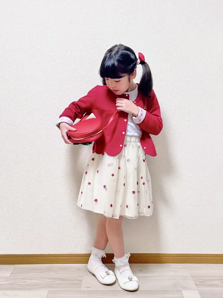 ANY MIKA コーディネート画像