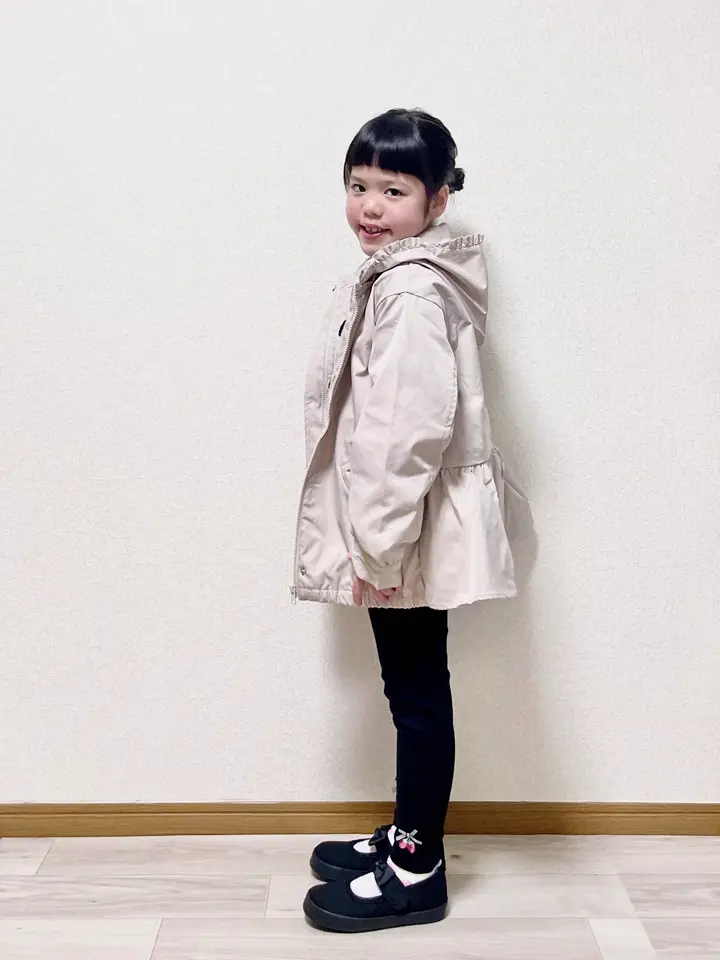 ANY MIKA コーディネート画像