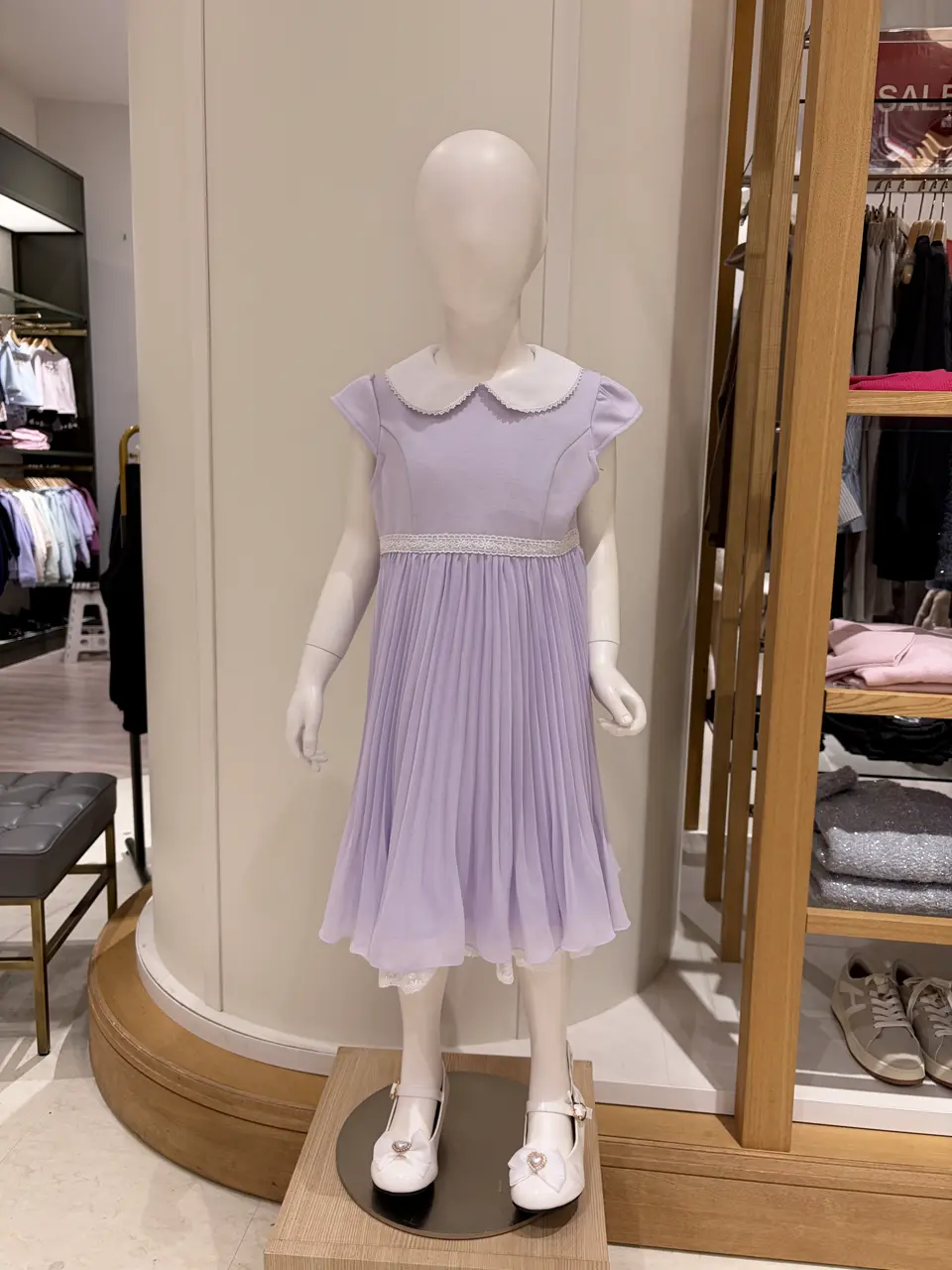 ANY 岡田 コーディネート画像