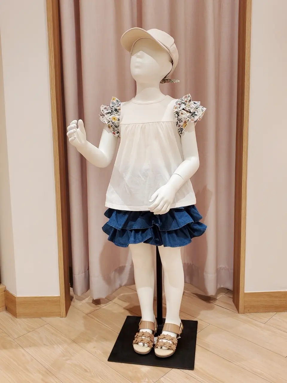 ANY 奥原 コーディネート画像