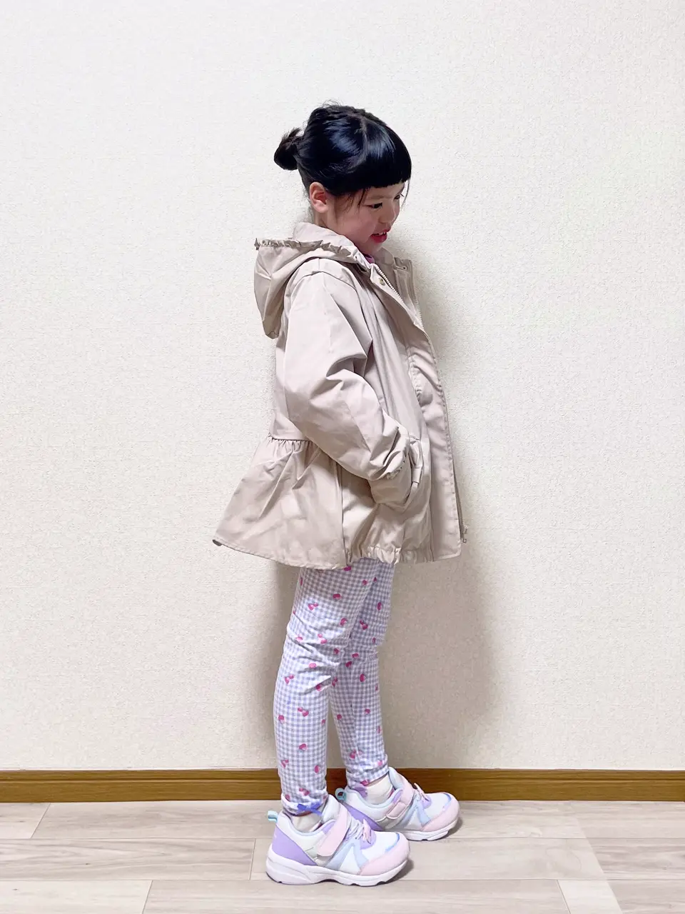 ANY MIKA コーディネート画像