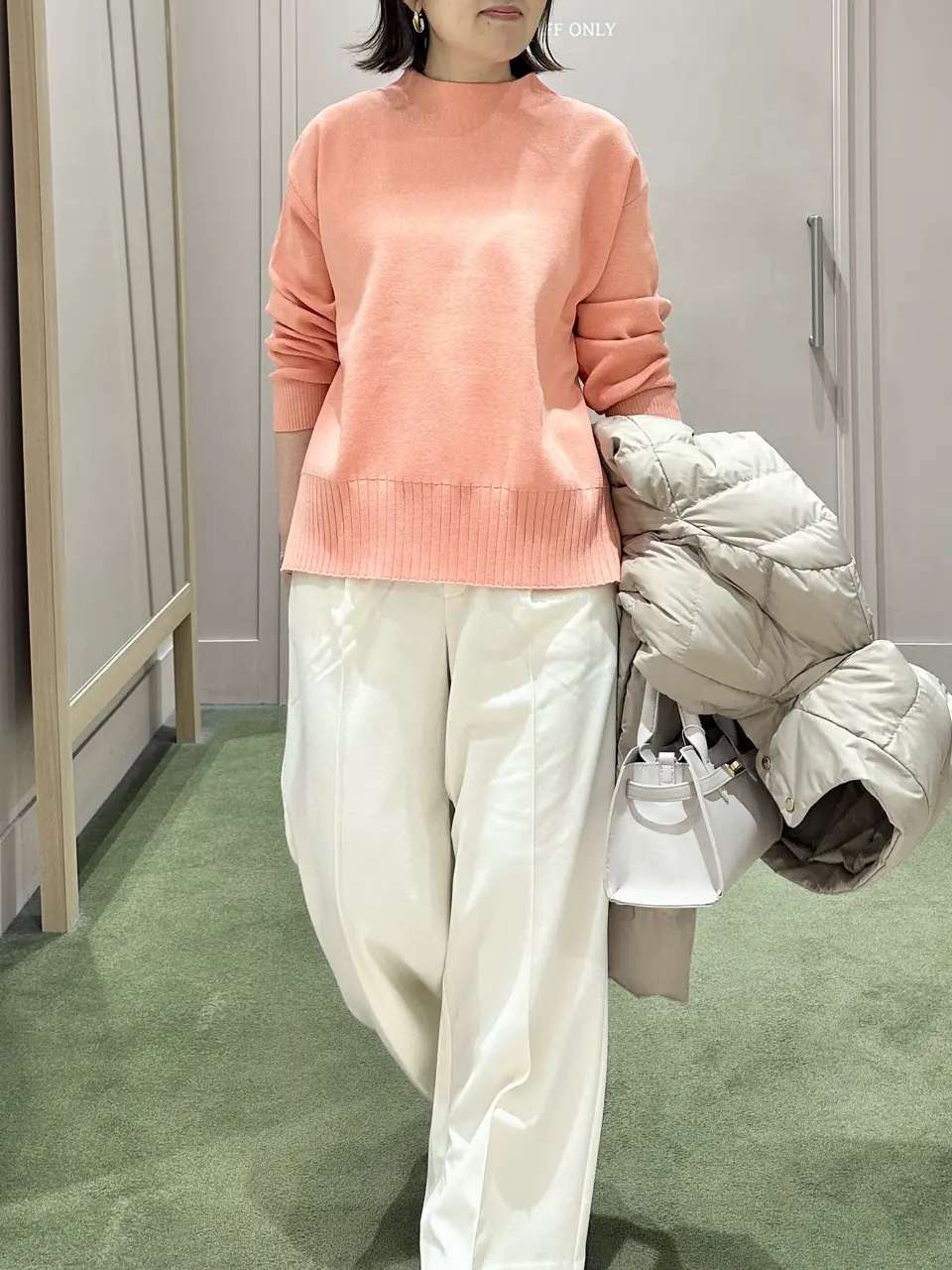 ANY フジコ コーディネート画像