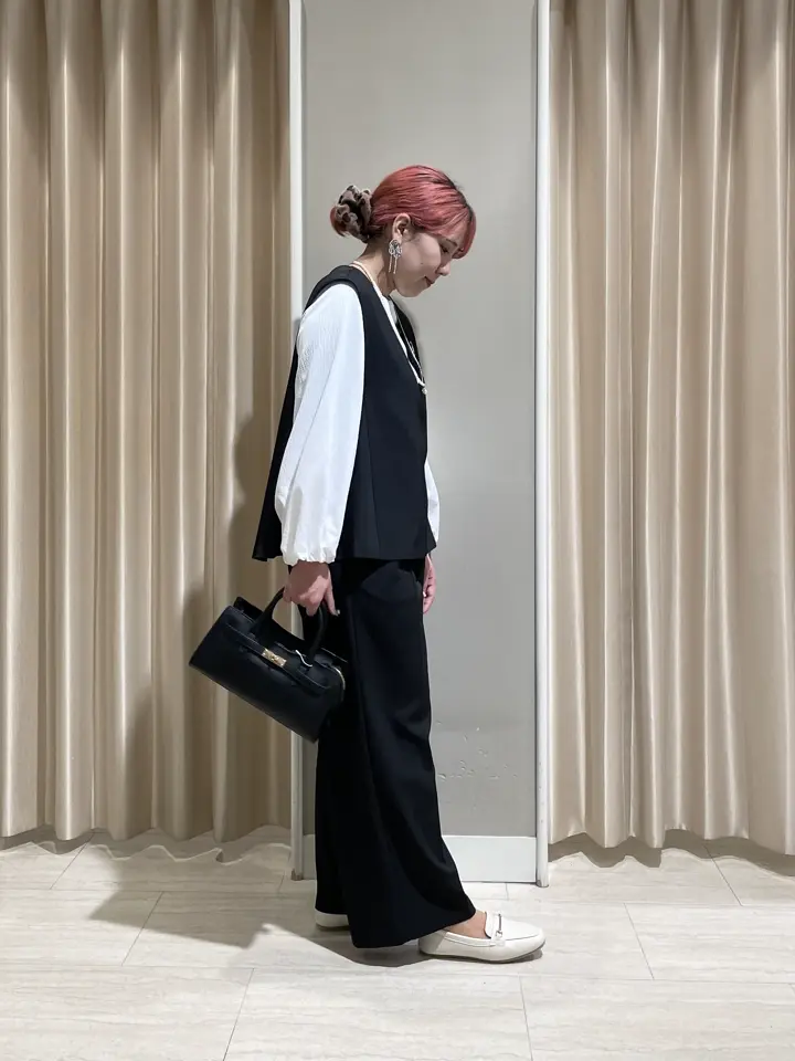 ANY 柄澤 コーディネート画像