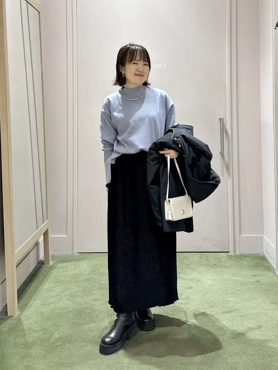 ANY フジコ コーディネート画像