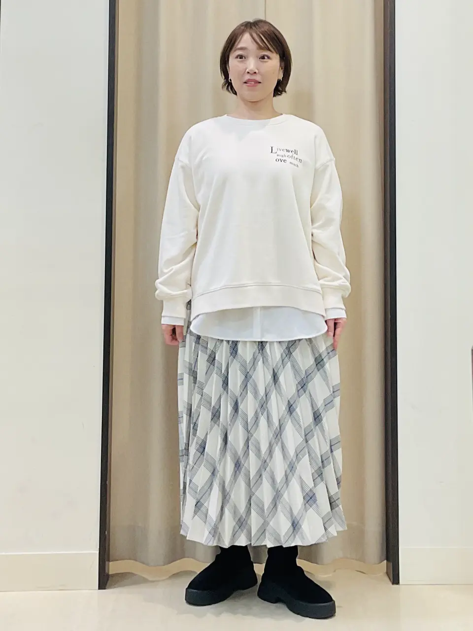 ANY 伊藤 コーディネート画像