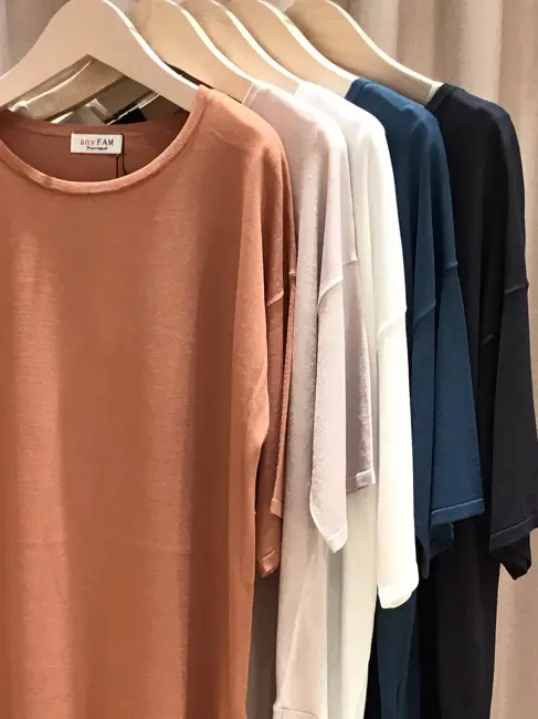 ANY 本吉 コーディネート画像