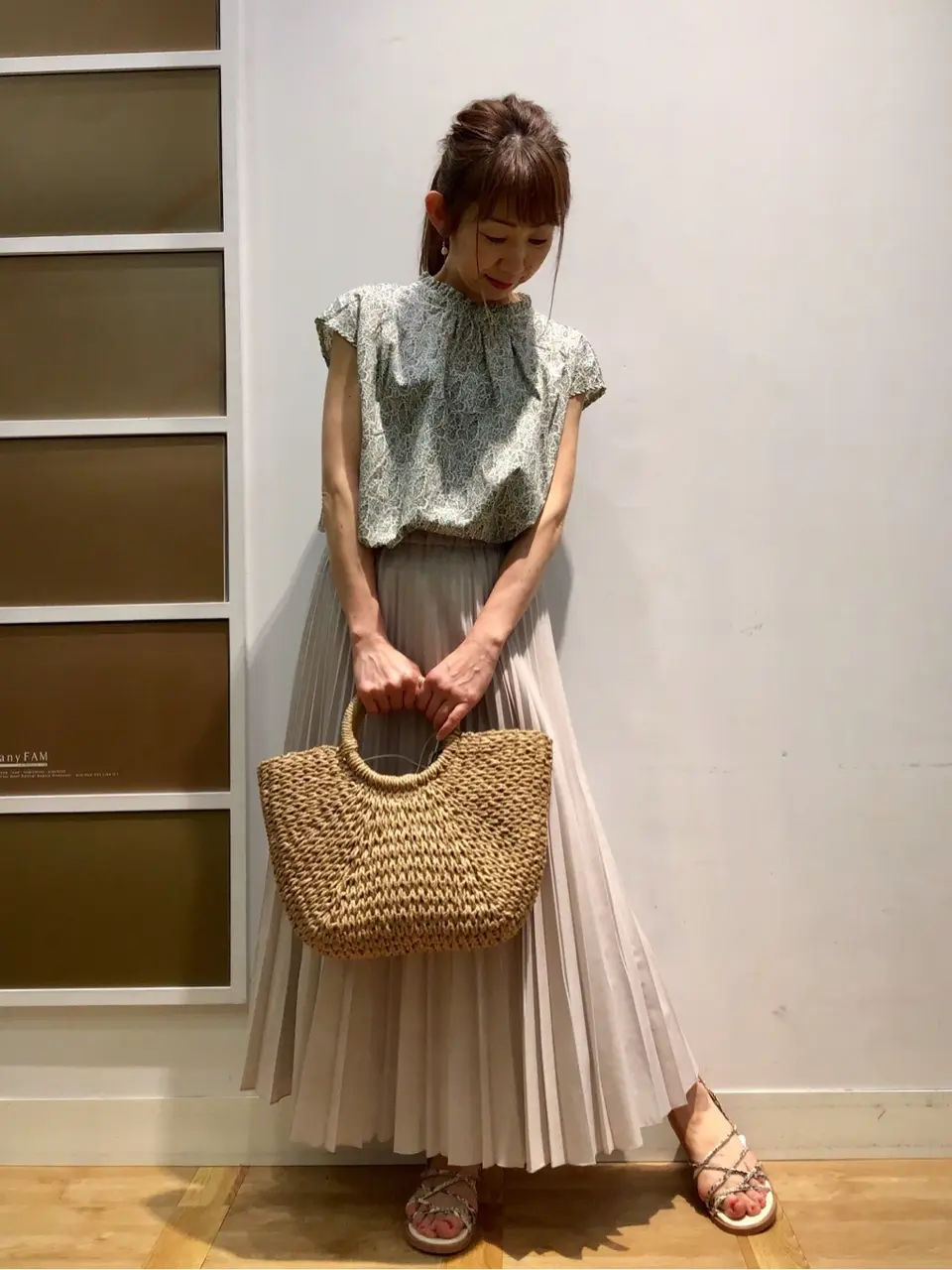 ANY 山口 コーディネート画像