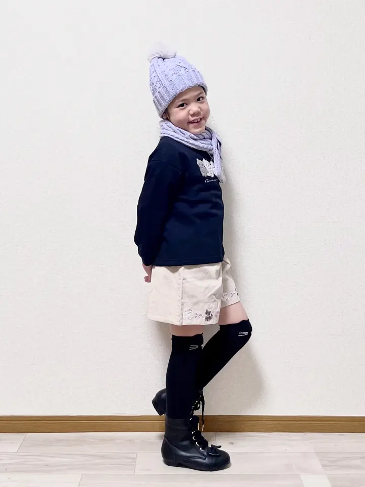 ANY MIKA コーディネート画像