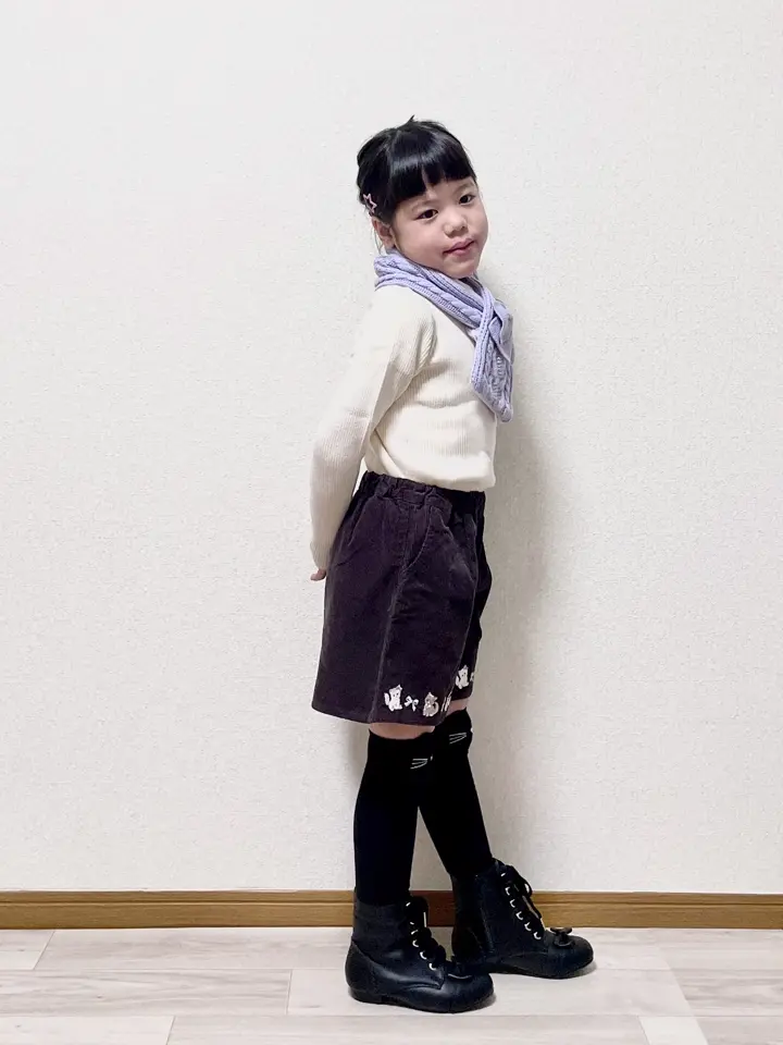 ANY MIKA コーディネート画像