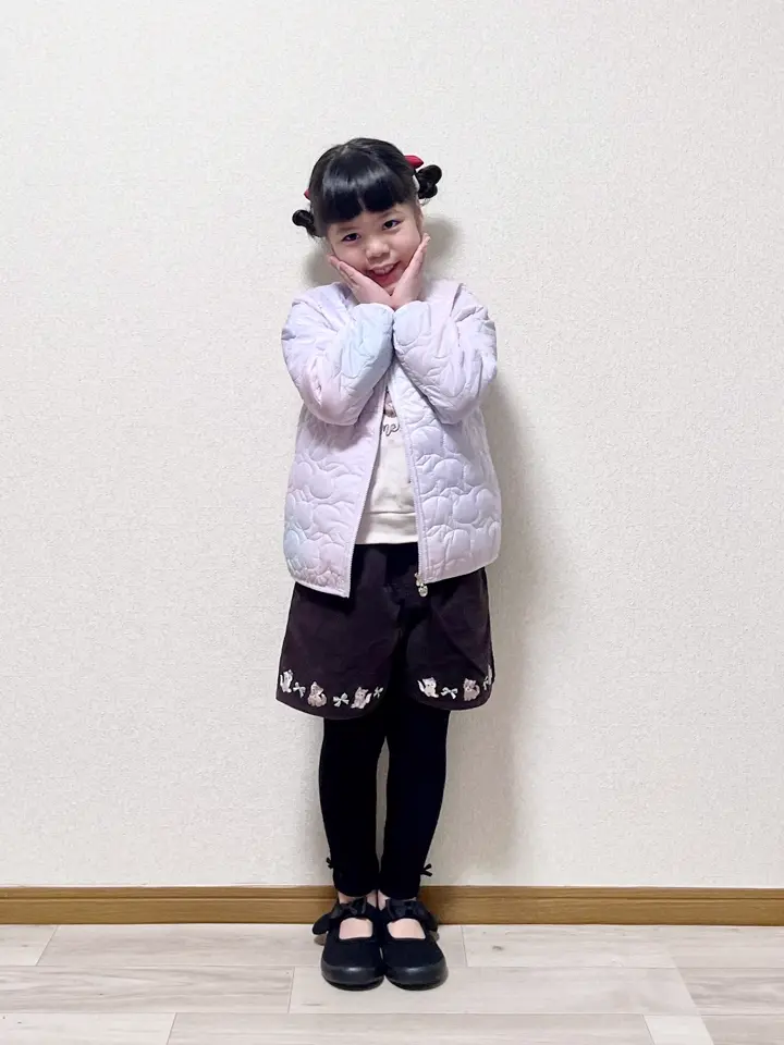 ANY MIKA コーディネート画像