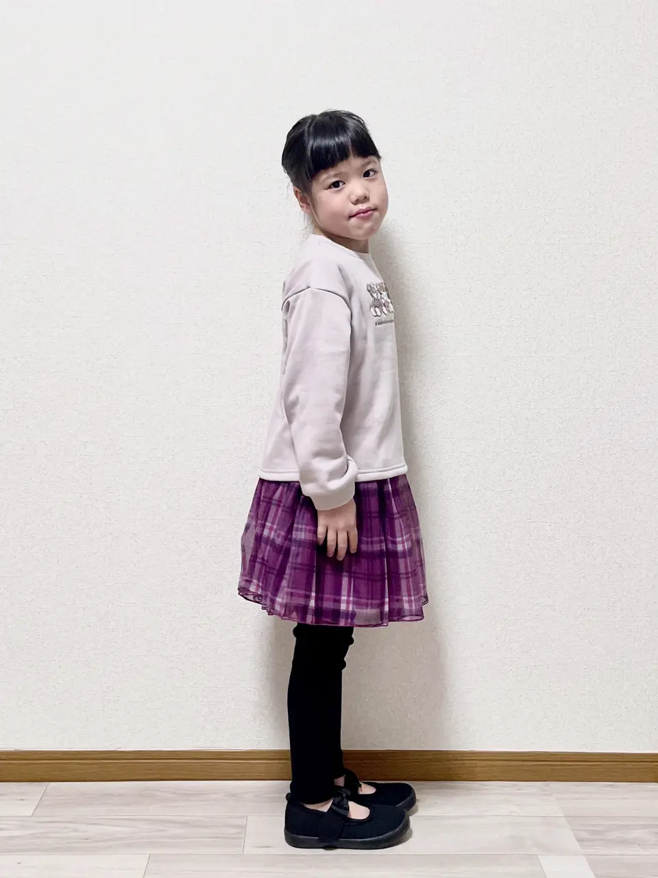 ANY MIKA コーディネート画像