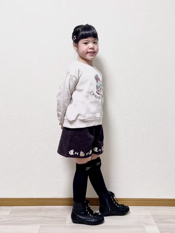 ANY MIKA コーディネート画像