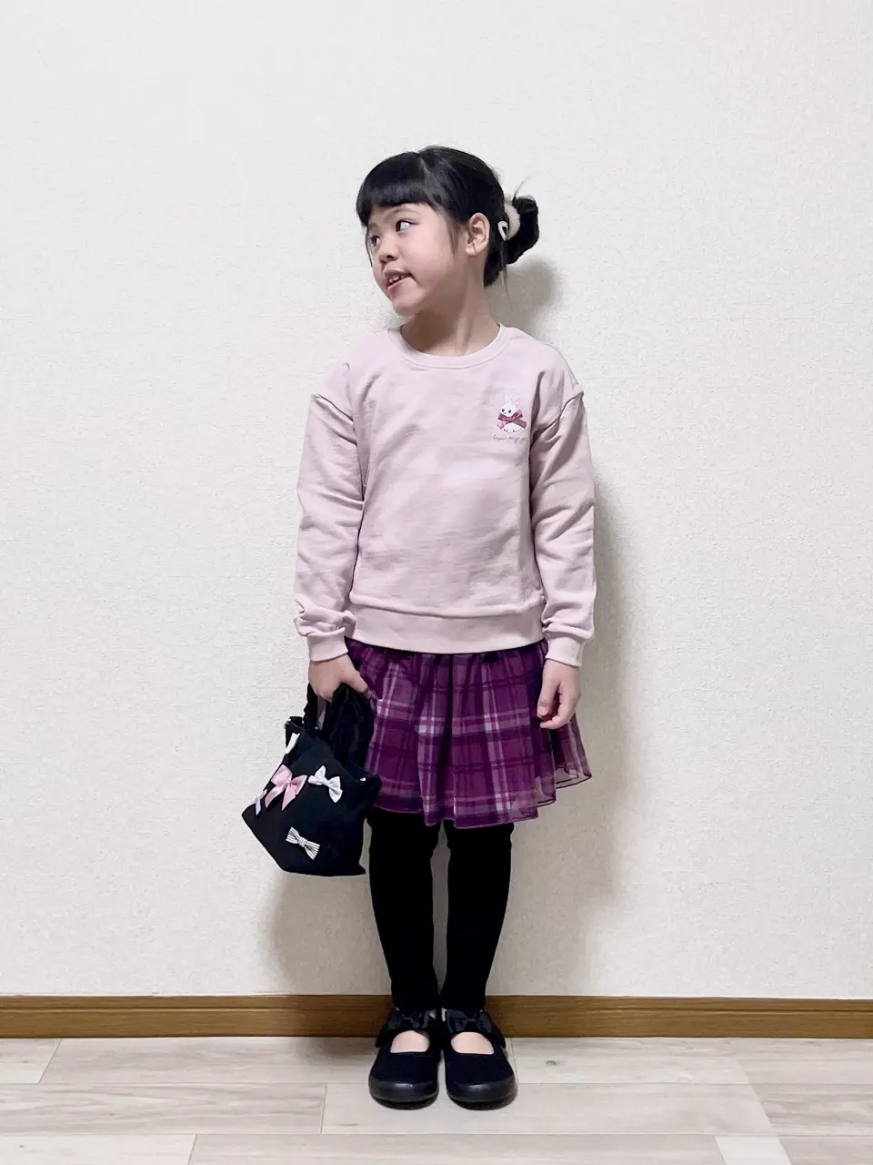 ANY MIKA コーディネート画像