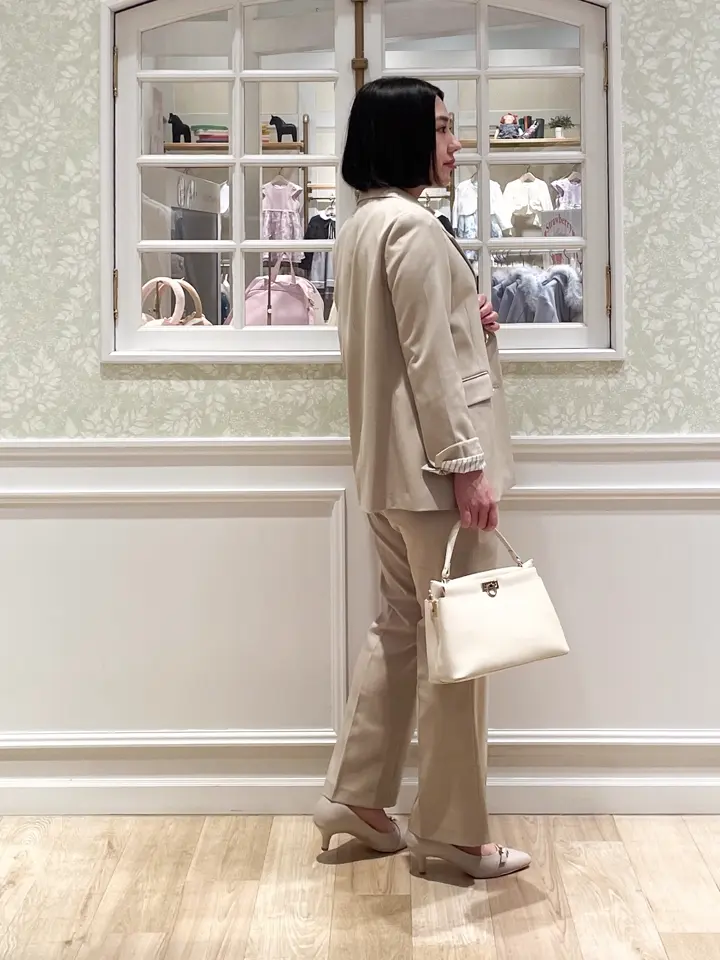 ANY SIS MIKA コーディネート画像