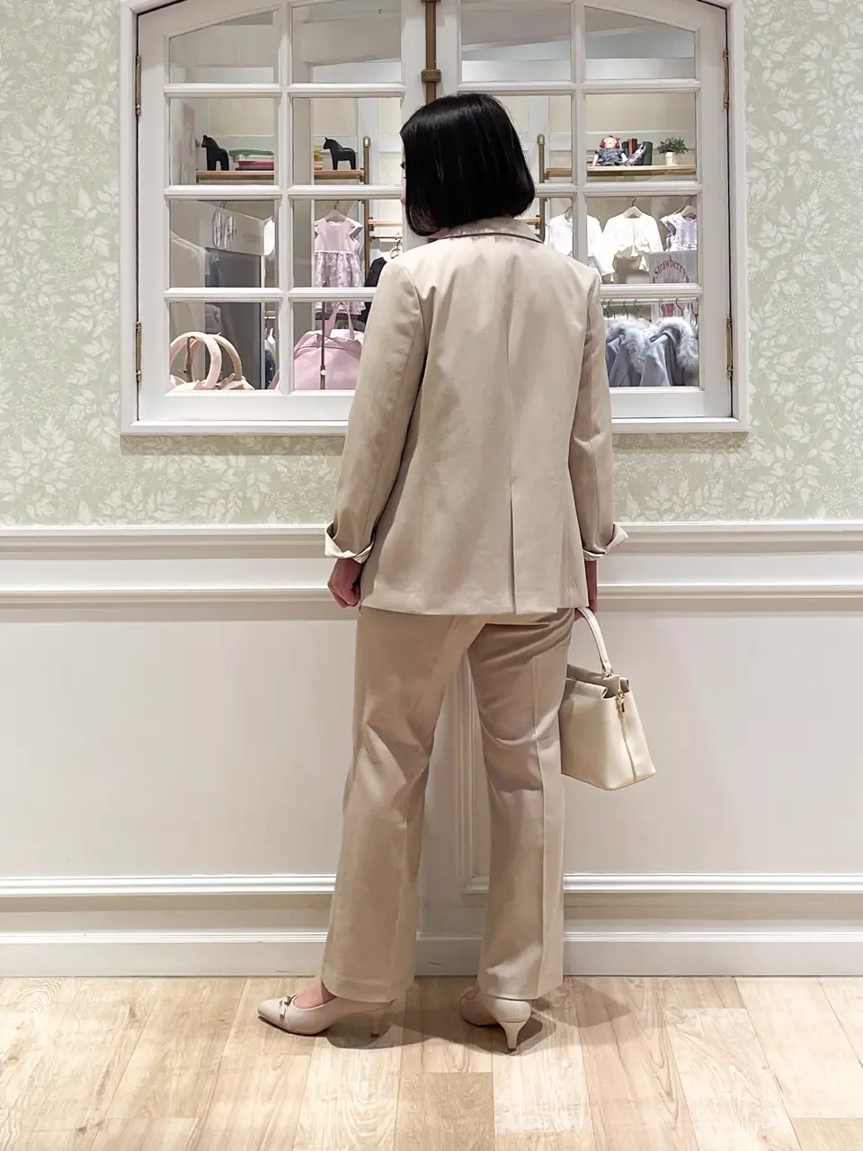 ANY SIS MIKA コーディネート画像