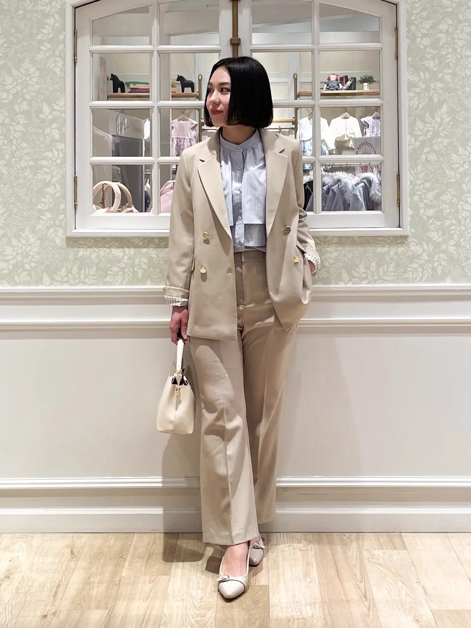 ANY SIS MIKA コーディネート画像