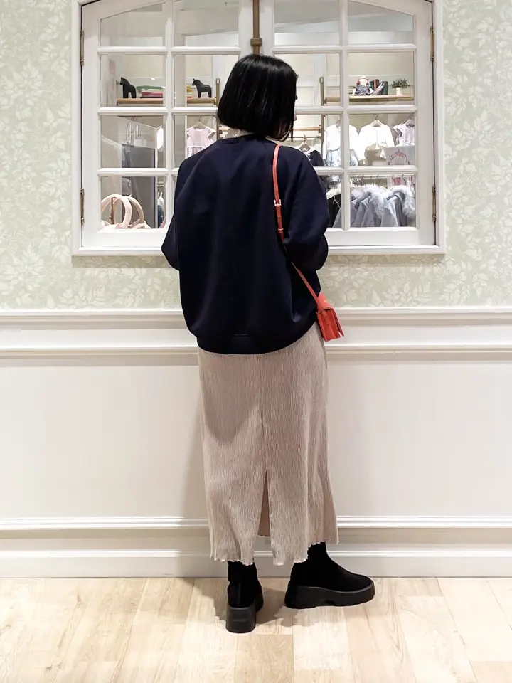 ANY MIKA コーディネート画像