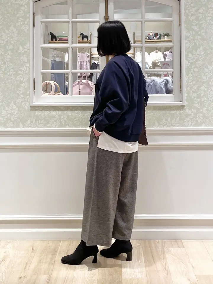 ANY MIKA コーディネート画像