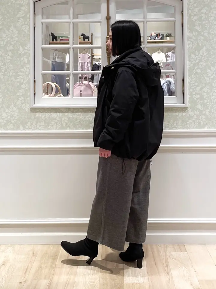 ANY MIKA コーディネート画像