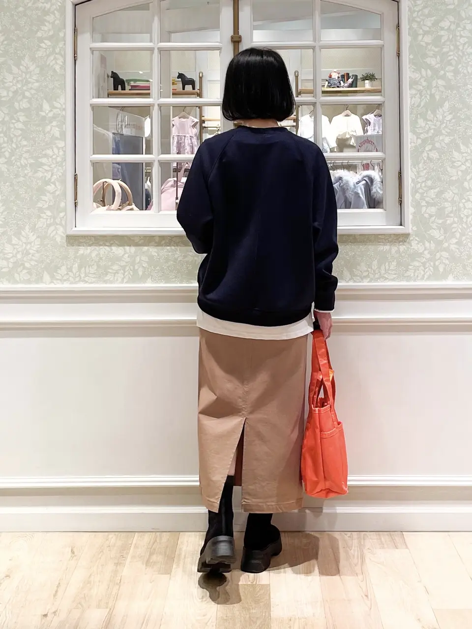 ANY MIKA コーディネート画像